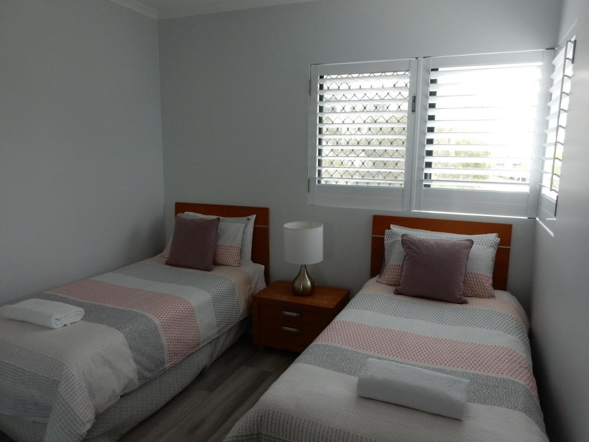 Mariners Resort Kings Beach Caloundra Rum bild